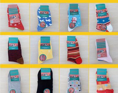 襪子批發 秋冬新款女士中筒純棉運動襪子 地攤純棉襪子批發